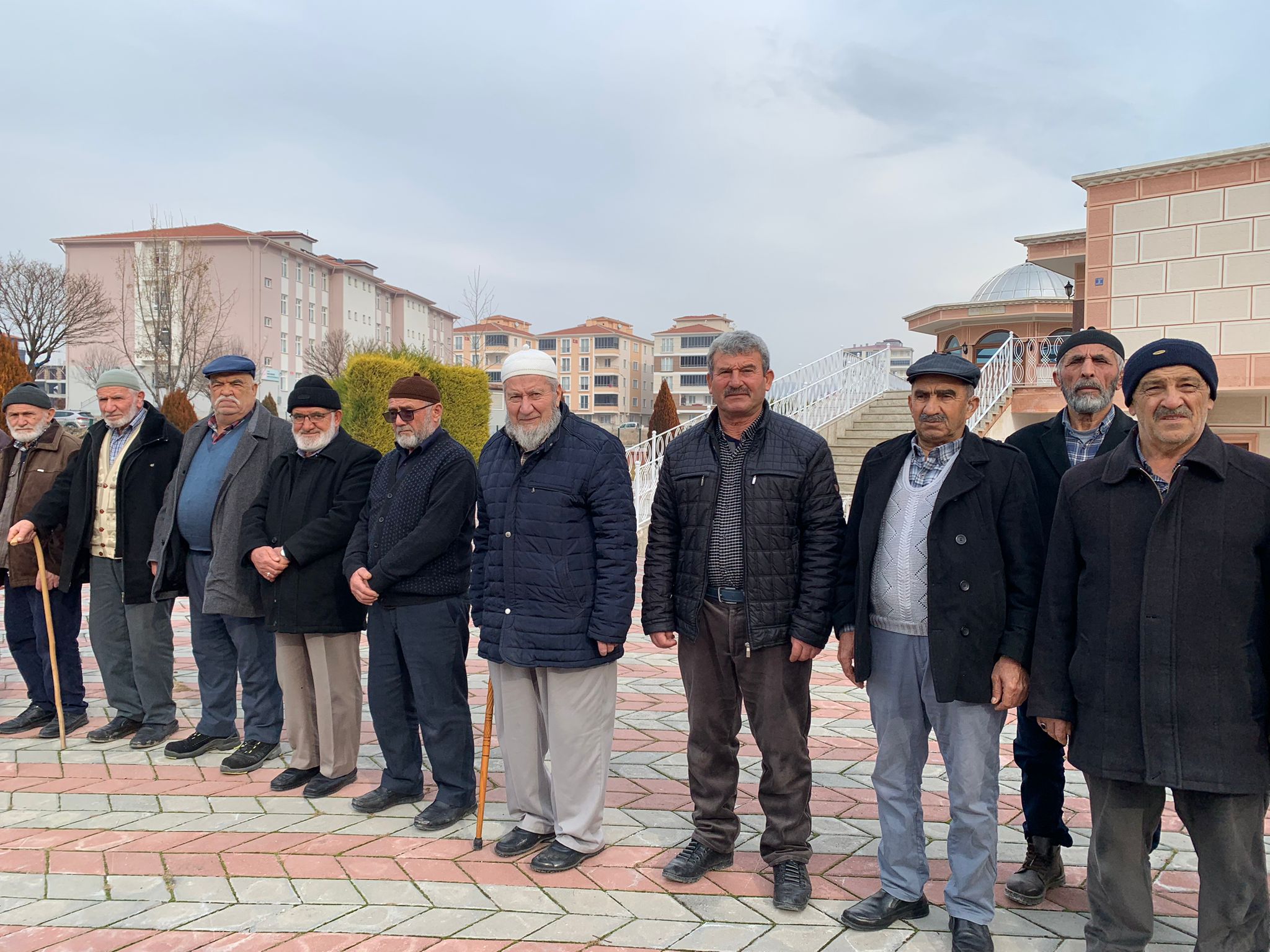 PELÄ°T CAMÄ°Ä° CEMAATÄ°, KURâ€™AN KURSU Ä°STÄ°YOR